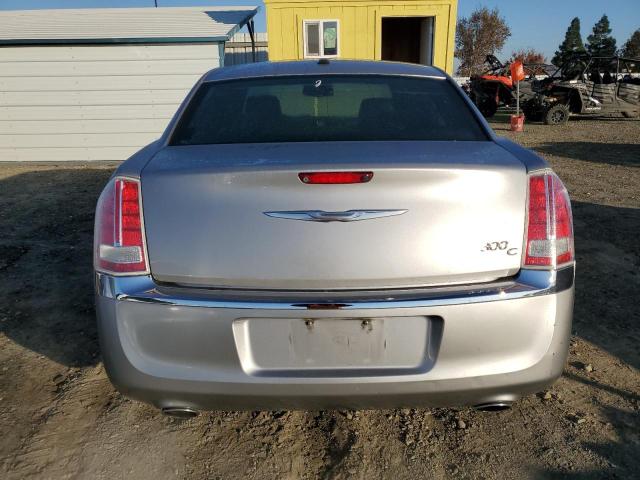 83637294-2011-chrysler-300_6