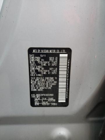 83673274-2012-nissan-quest_13