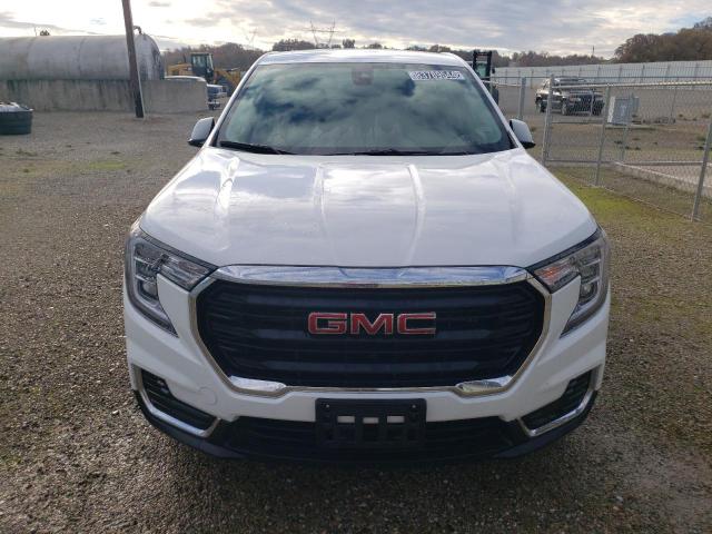 83789544-2024-gmc-terrain_5