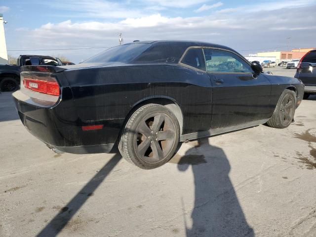 83852054-2012-dodge-challenger_3