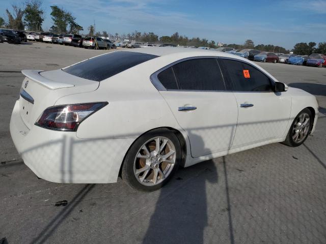 83855574-2013-nissan-maxima_3