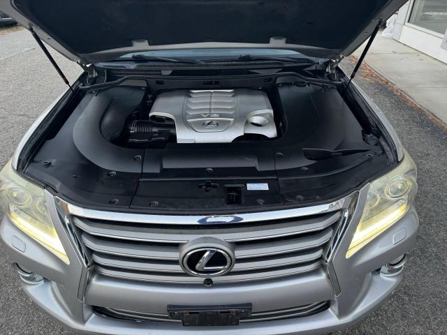 83866434-2013-lexus-lx570_7