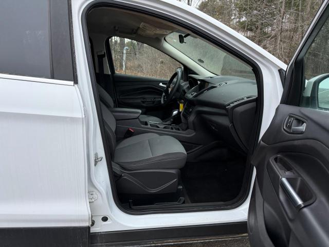 83883394-2018-ford-escape_5