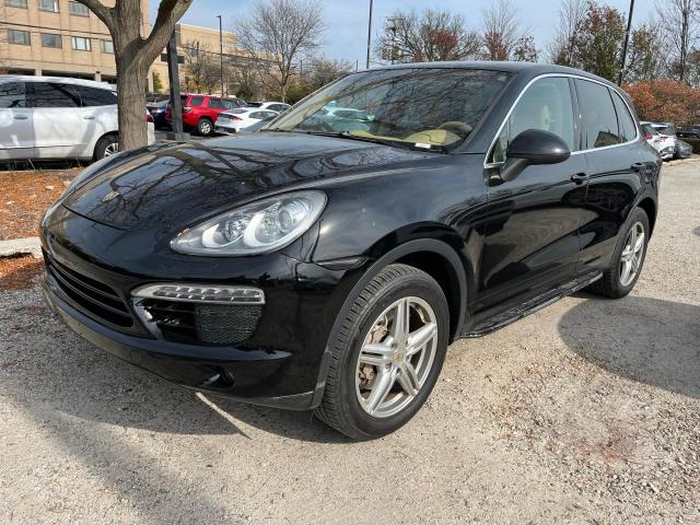 83976414-2012-porsche-cayenne_2