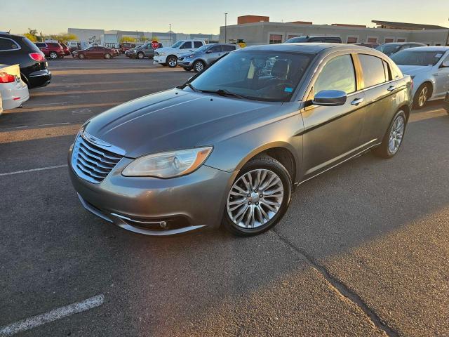 84023994-2012-chrysler-200_2