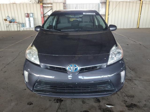 84171724-2013-toyota-prius_5