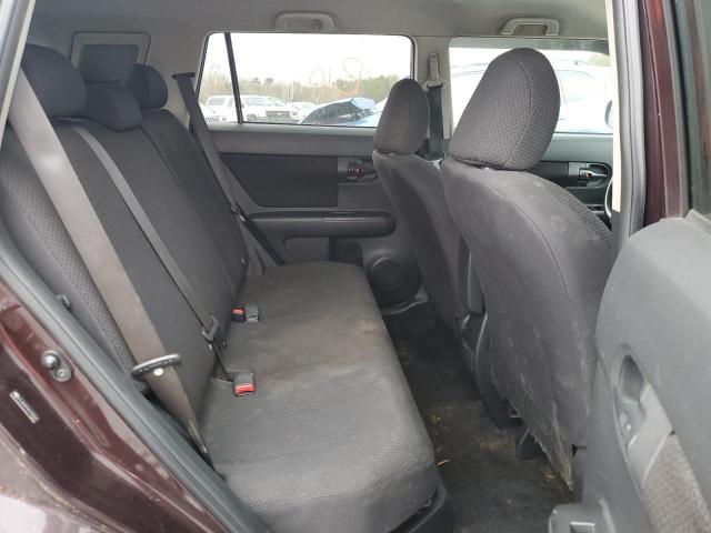 84202934-2010-toyota-scion_10