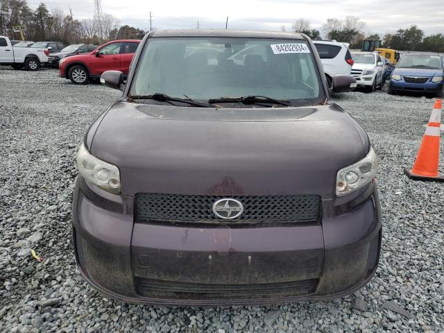 84202934-2010-toyota-scion_5