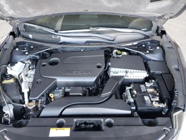 84244934-2016-nissan-altima_11