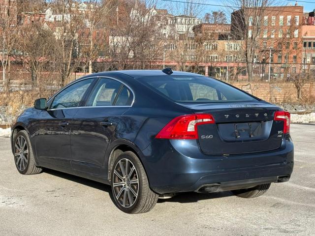 84328804-2014-volvo-s60_2