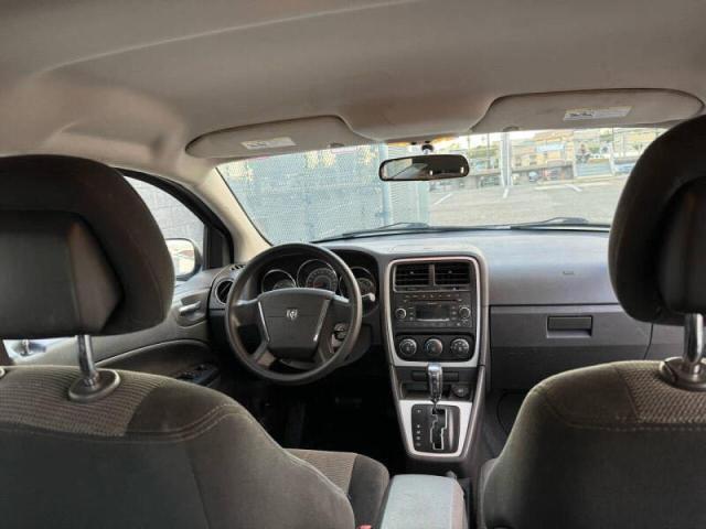 84451614-2010-dodge-caliber_9