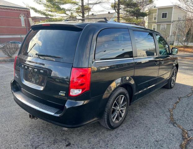 84528654-2017-dodge-caravan_4