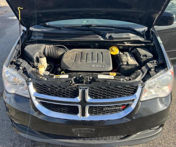 84528654-2017-dodge-caravan_7