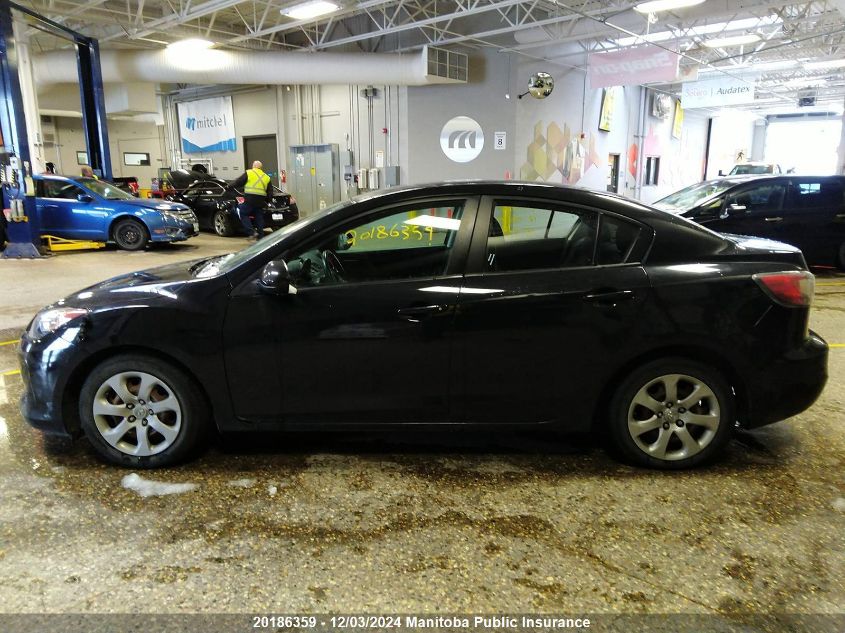 i10196344-2012-mazda-mazda3_14