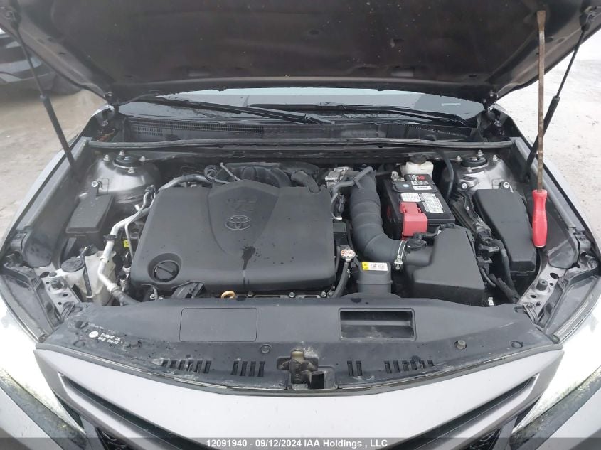 i2442460-2018-toyota-camry_10