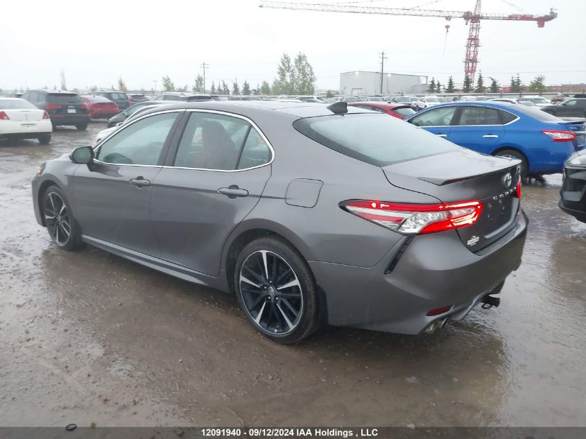 i2442460-2018-toyota-camry_3