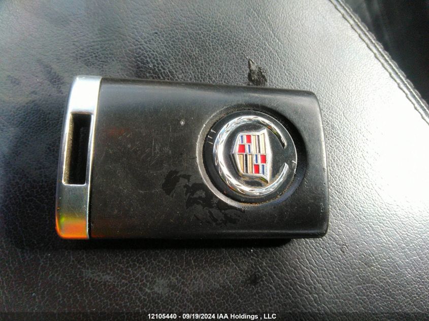 i2456993-2011-cadillac-cts_11