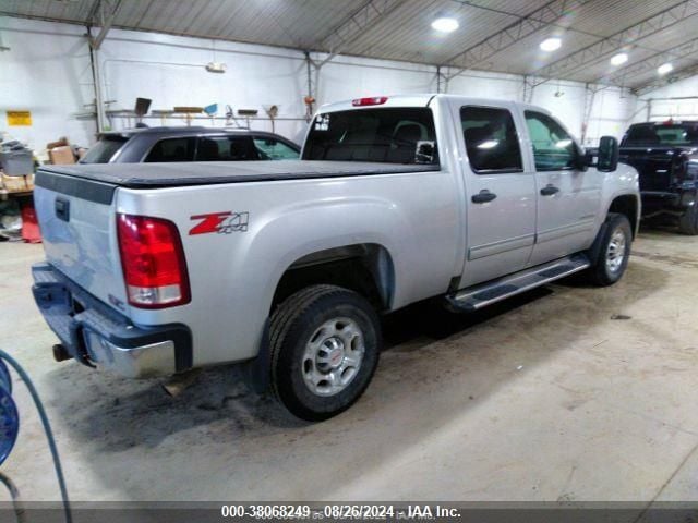 i38549251-2010-gmc-sierra-2500hd_4