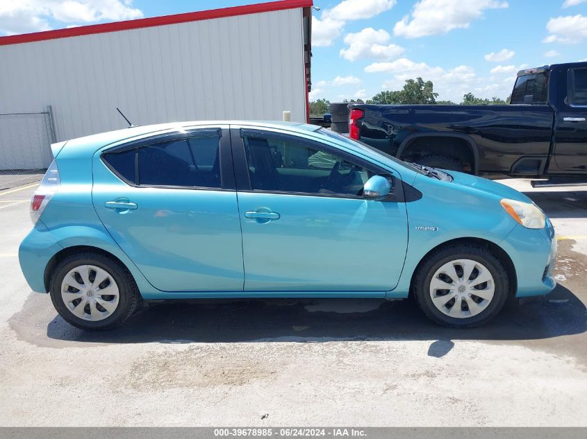 i40165568-2012-toyota-prius-c_13