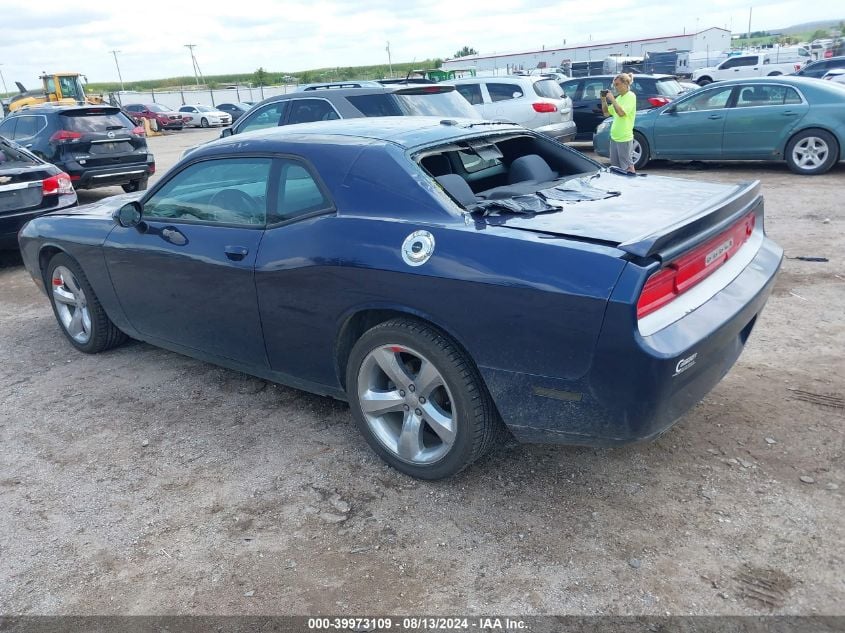 i40460225-2013-dodge-challenger_3