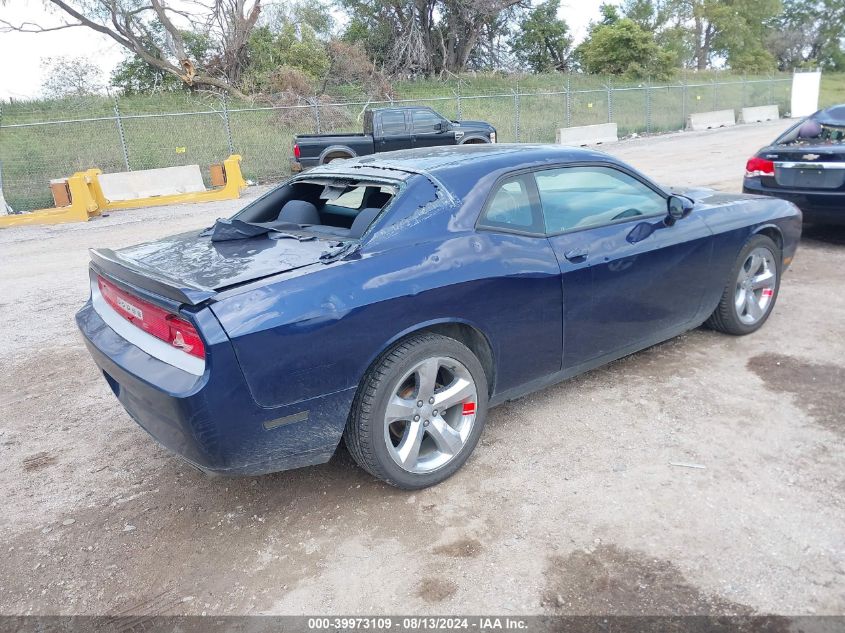 i40460225-2013-dodge-challenger_4