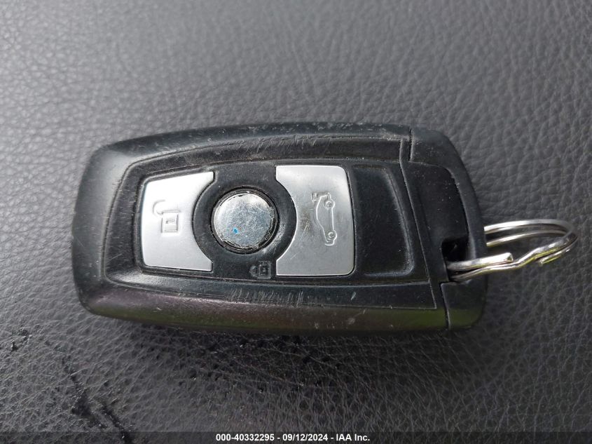 i40820796-2014-bmw-328i_11