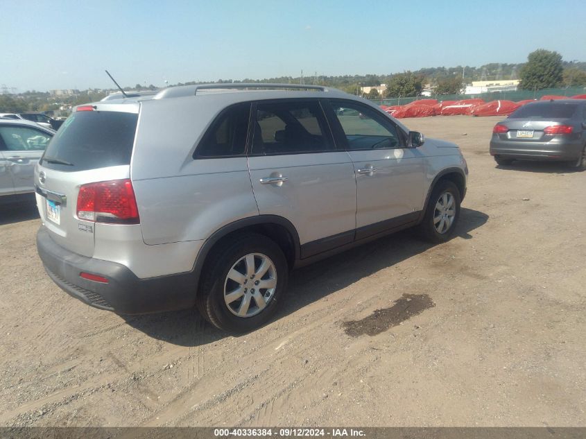 i40824885-2011-kia-sorento_4