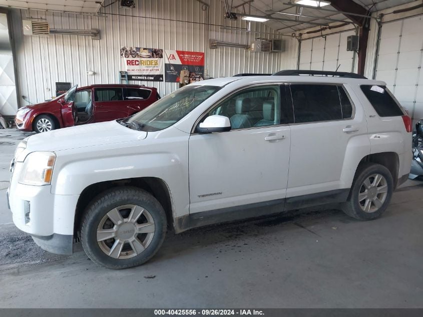 i40914165-2013-gmc-terrain_14