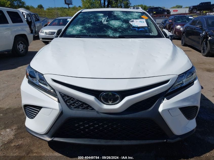 i40938446-2019-toyota-camry_12