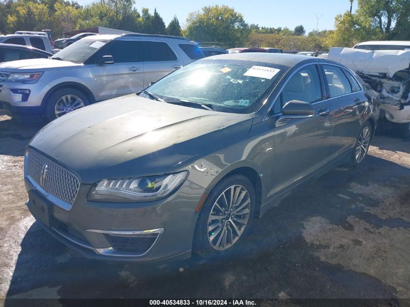 i41023592-2017-lincoln-mkz_2