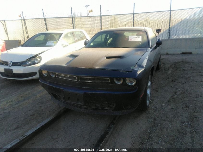 i41024454-2015-dodge-challenger_17