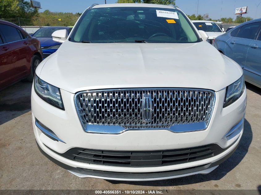 i41045159-2019-lincoln-mkc_12