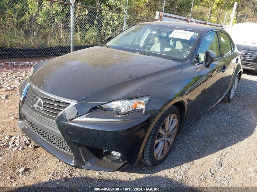 i41071389-2016-lexus-is-200t_2