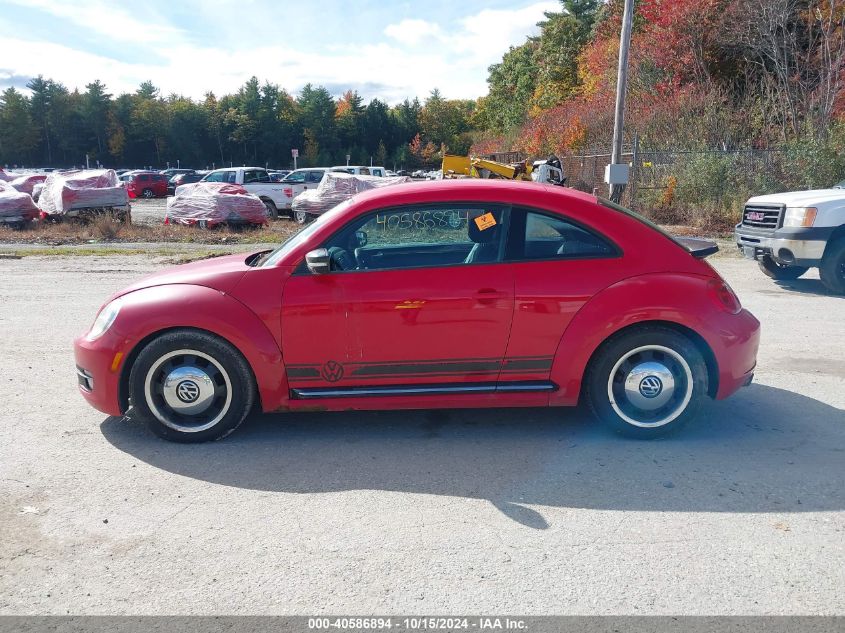 i41075853-2012-volkswagen-beetle_12