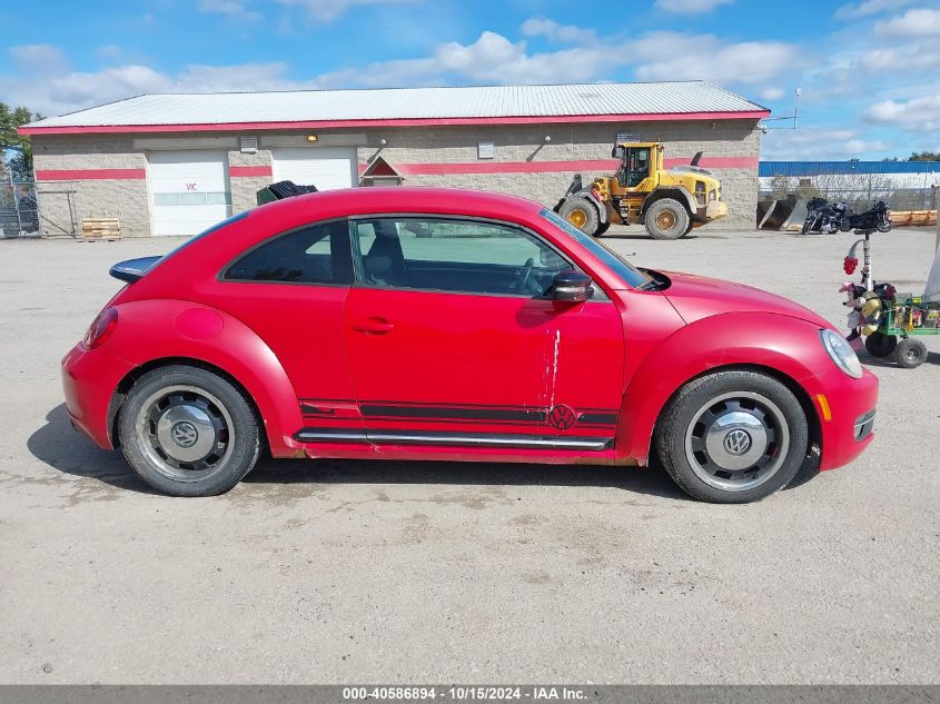 i41075853-2012-volkswagen-beetle_14