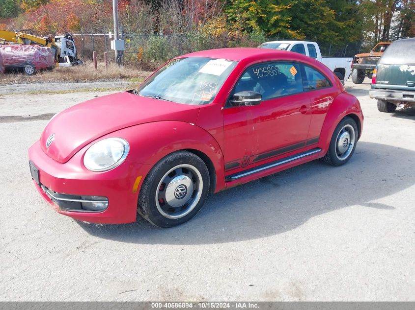 i41075853-2012-volkswagen-beetle_2