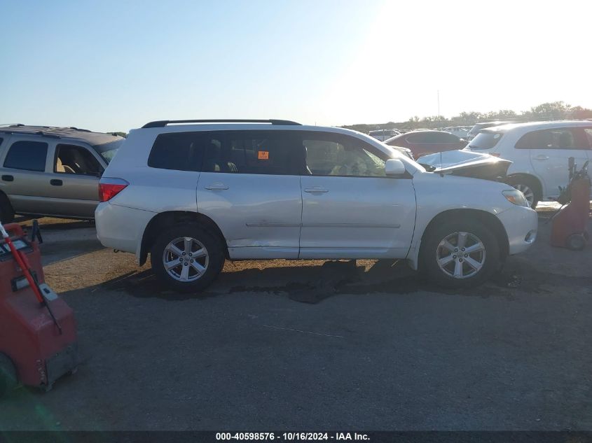 i41087562-2010-toyota-highlander_13