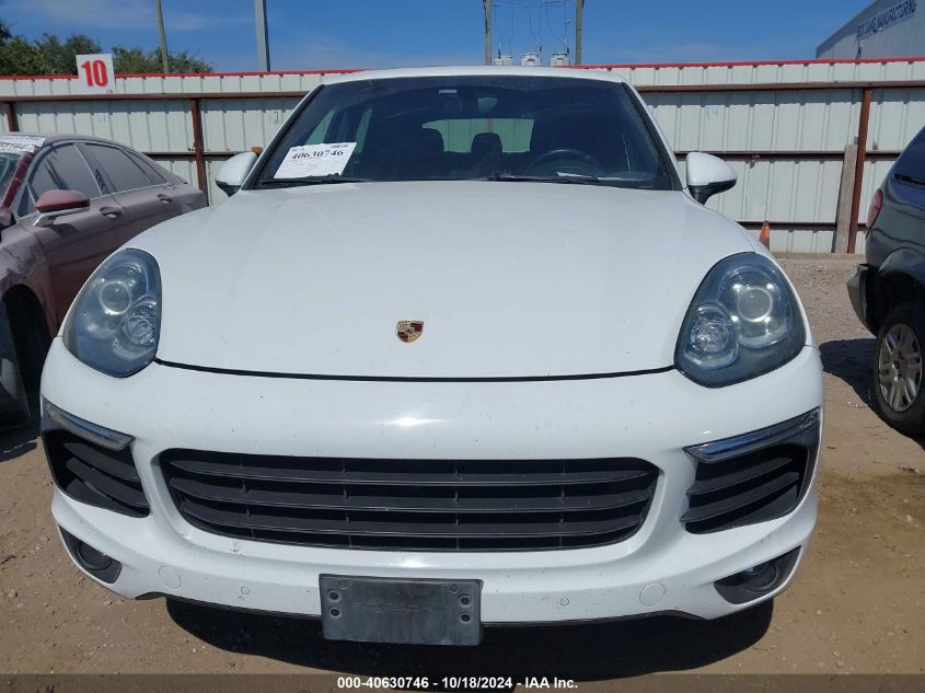 i41119878-2016-porsche-cayenne_12