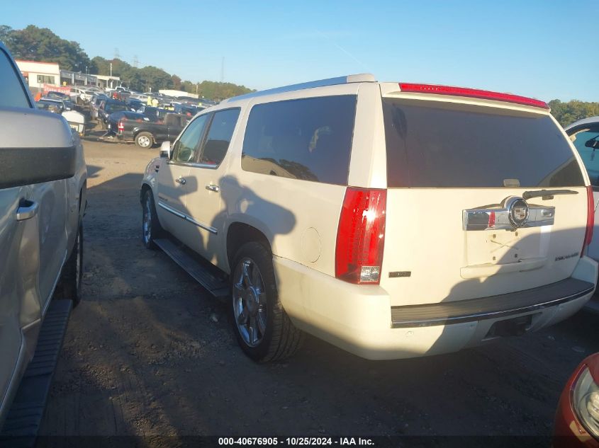 i41166201-2010-cadillac-escalade-esv_3