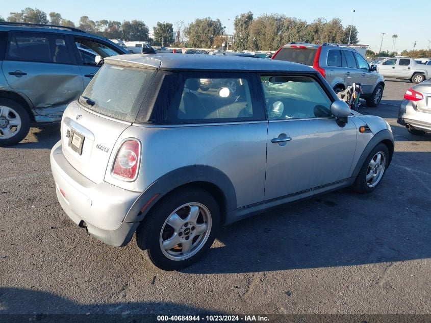 i41174241-2011-mini-cooper_4