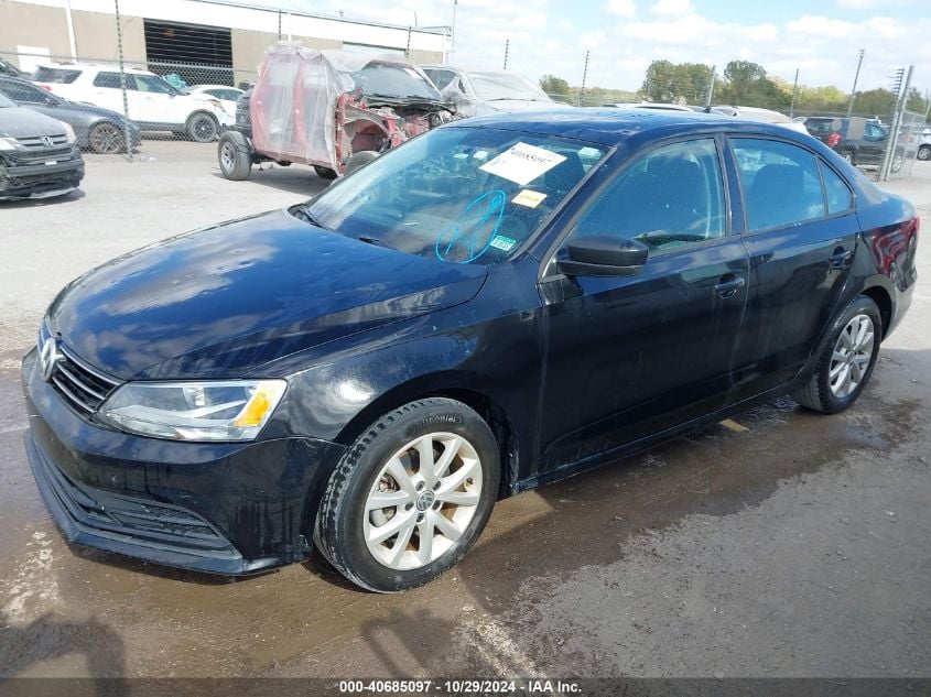 i41174394-2015-volkswagen-jetta_14