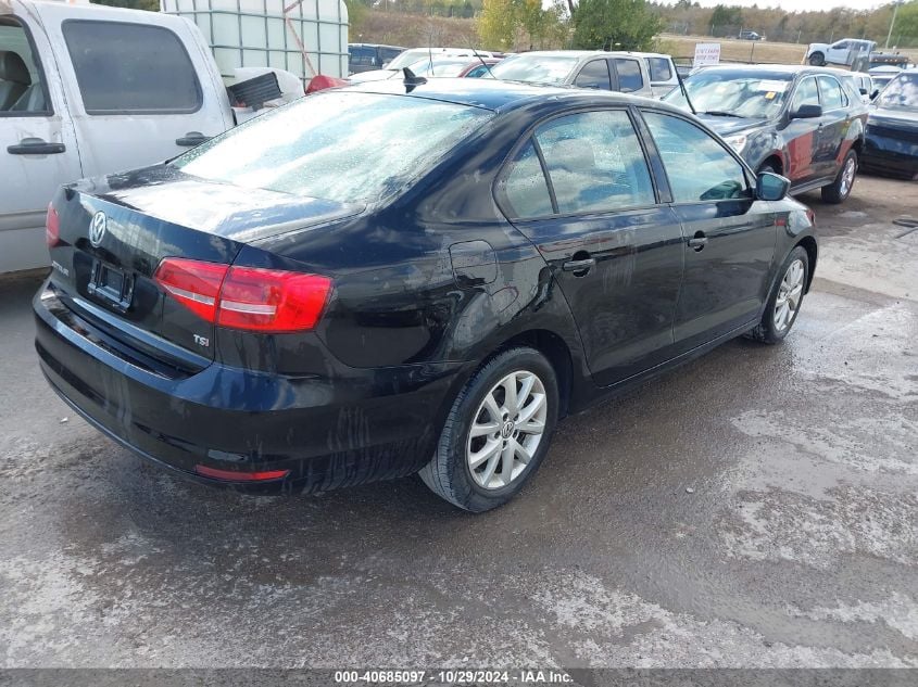 i41174394-2015-volkswagen-jetta_4