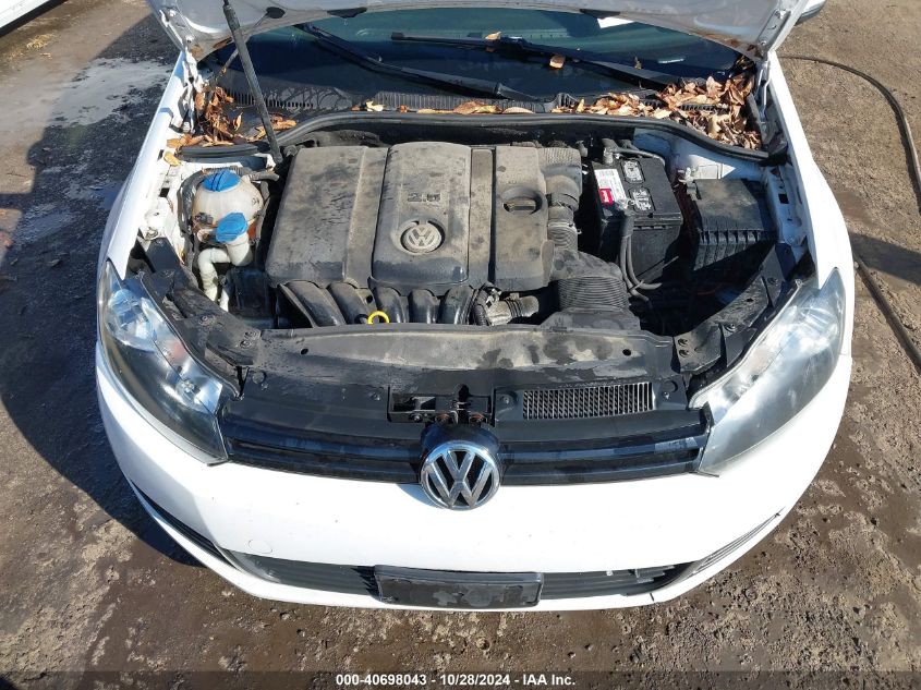 i41187402-2014-volkswagen-golf_10