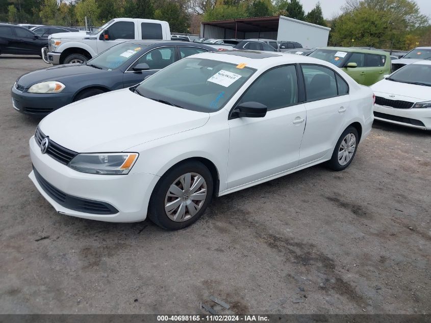 i41187524-2012-volkswagen-jetta_2