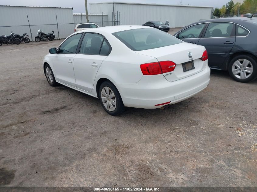 i41187524-2012-volkswagen-jetta_3