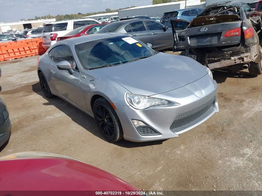 i41191678-2015-scion-fr-s_13