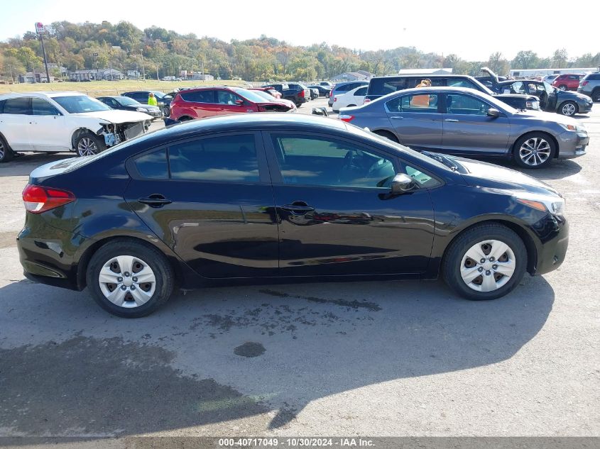 i41206426-2017-kia-forte_14