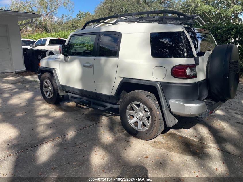 i41223544-2014-toyota-fj-cruiser_3