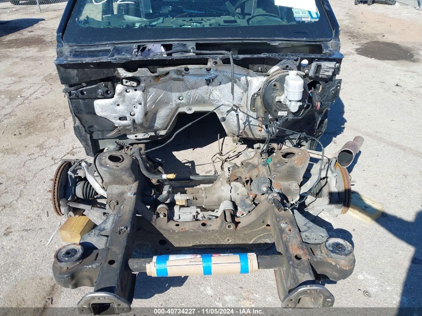 i41223637-2015-cadillac-escalade-esv_10