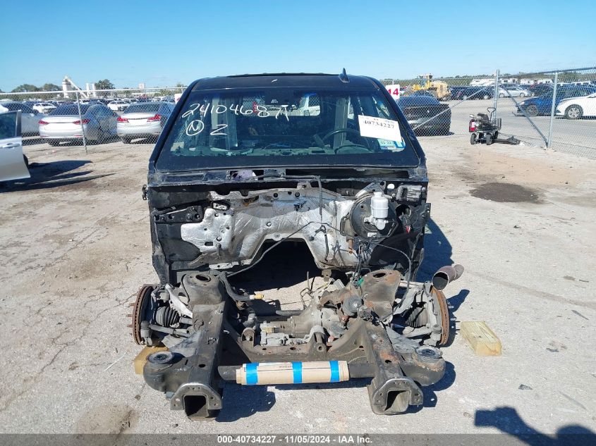 i41223637-2015-cadillac-escalade-esv_12